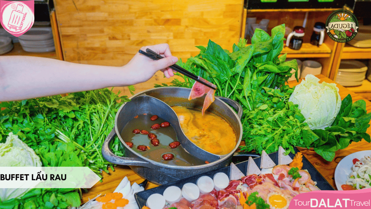 Du lịch Đà Lạt tháng 10 - Buffet lẩu rau