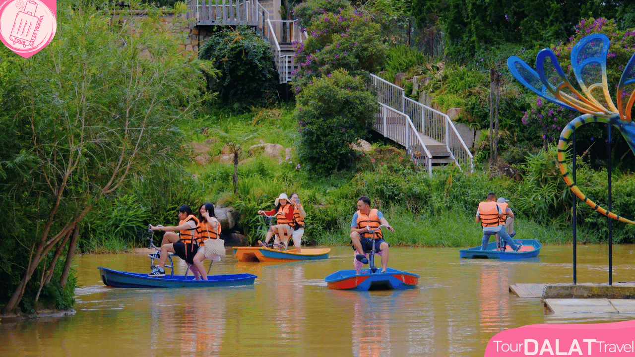 KDL Chuồn Chuồn Đà Lạt-đạp xe trên hồ